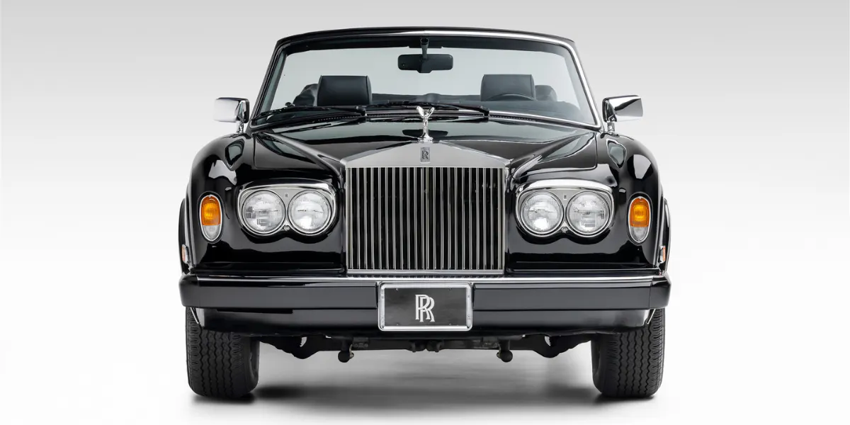 Wayne Gretzkys Rolls-Royce Corniche IV, 1994 als neuer Rekordtorschütze geschenkt bekam, wird bei RM Sotheby’s versteigert. Foto: ted7.com © 2025 Courtesy of RM Sotheby’s (Detail)