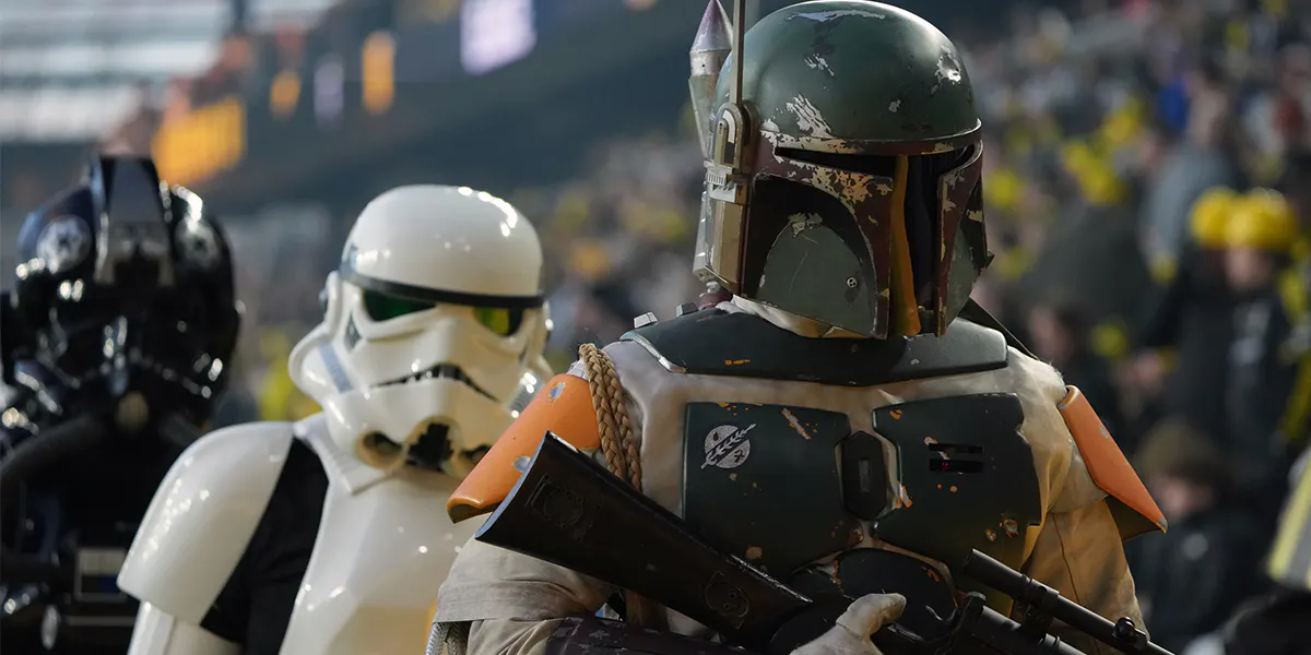 COLUMBUS, OH - 25 MARZO: un tifoso vestito da Boba Fett prima della partita tra Columbus Crew e Atlanta United FC al Lower.com Field il 25 marzo 2023 a Columbus, Ohio (Foto di Jason Mowry/Icon Sportswire via Getty Images) (Dettaglio)