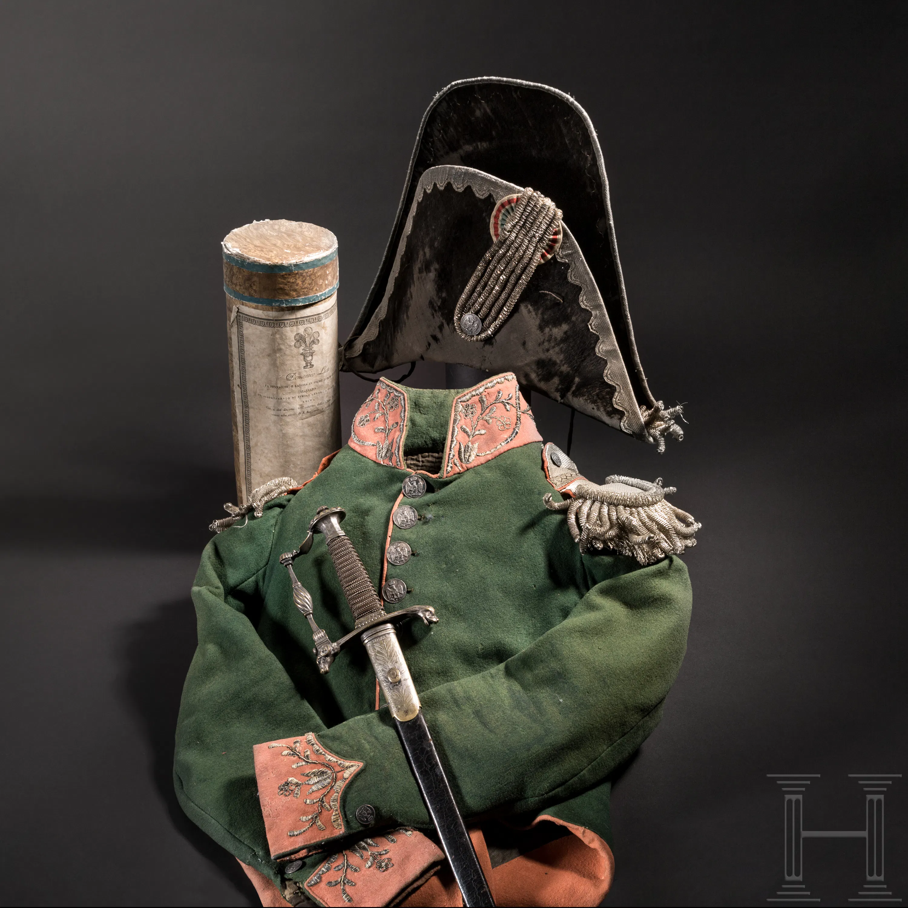 Krieg und Frieden: Militaria und Kunsthandwerk bei der Hermann Historica