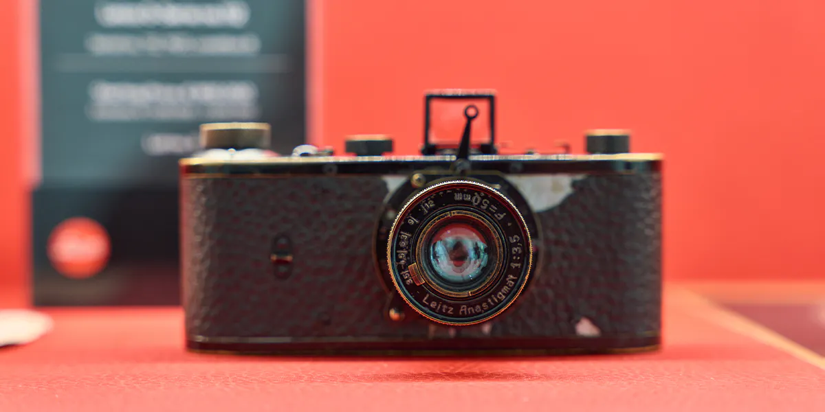 Il 27 giugno è stata venduta a Wetzlar la n. 112 della serie Leica 0 del 1923. Foto © Leica Camera AG (dettaglio)