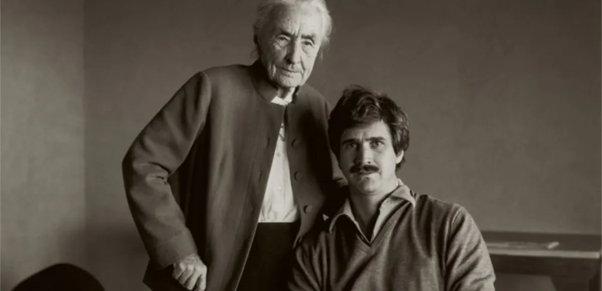 William Clift (*1944), "Georgia O'Keeffe and Juan Hamilton, Abiquiu, New Mexico", 1983 | Foto: © Sotheby's (Detail)