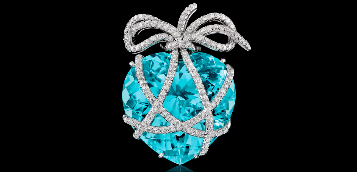 Fulco di Verdura, Wrapped Heart, spilla in oro, acquamarina e diamanti. Foto © Wannenes