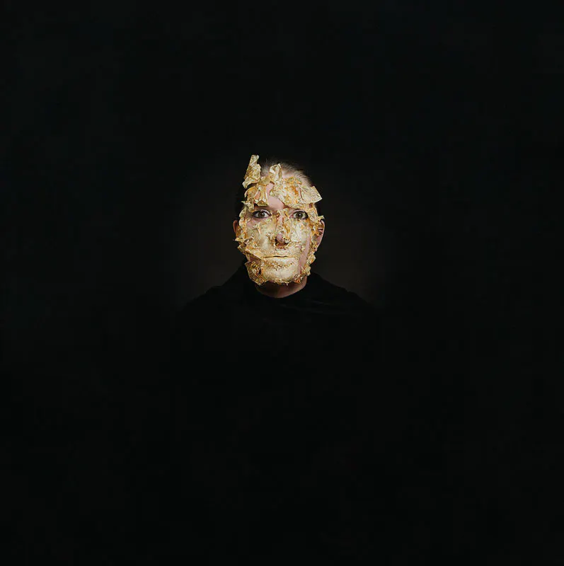 Marina Abramović, Golden Mask, 2009
