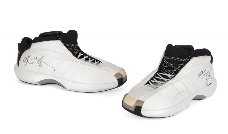 Rare Kobe Bryant Signed Shoe – Brigandi Coins & Collectibles