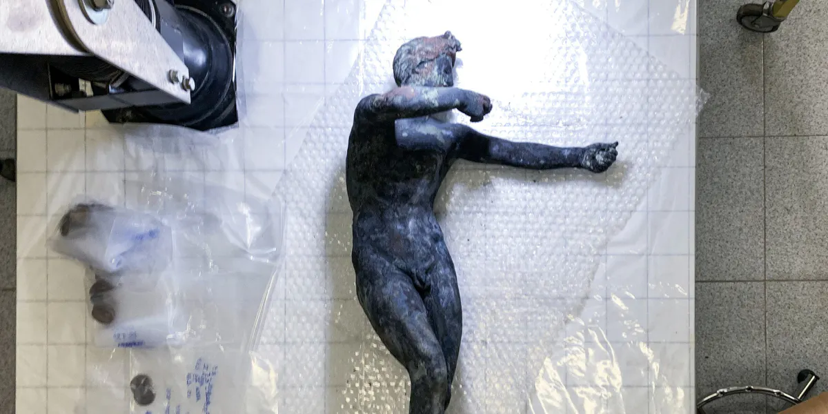 24 statue di bronzo, oggetti votivi, iscrizioni e più di 5000 monete sono state trovate nelle antiche terme di San Casciano, in Italia. Foto © Ministero dei Beni Culturali (dettaglio)