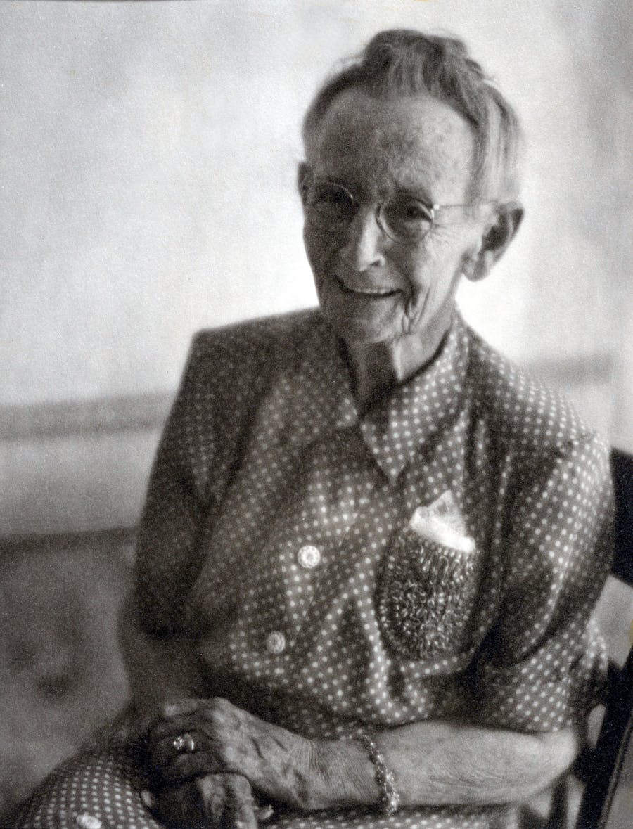 Clara Sipprell, Grandma Moses, 1950. Public domain image