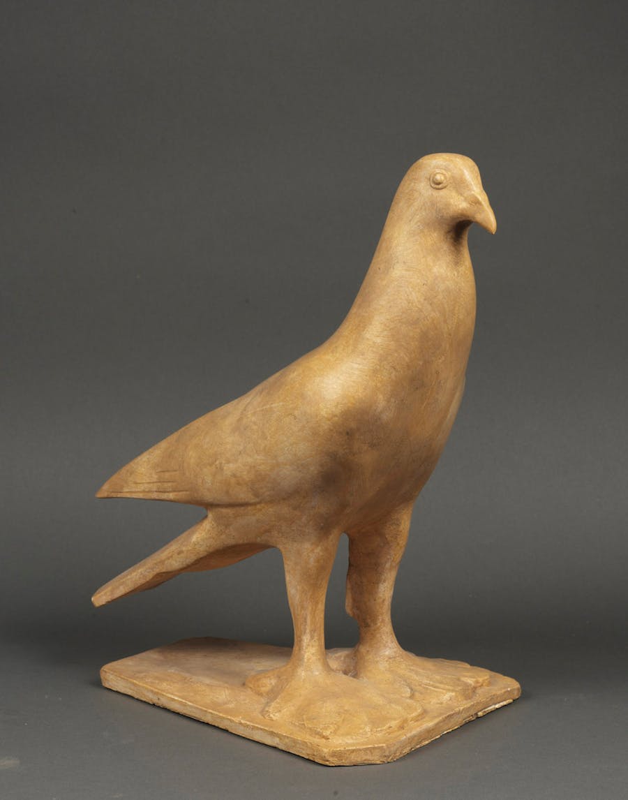 François Pompon (1855-1933), Pigeon Voyageur, modèle datant de 1926, plâtre patiné de 1933. Photo © Expertisez.com