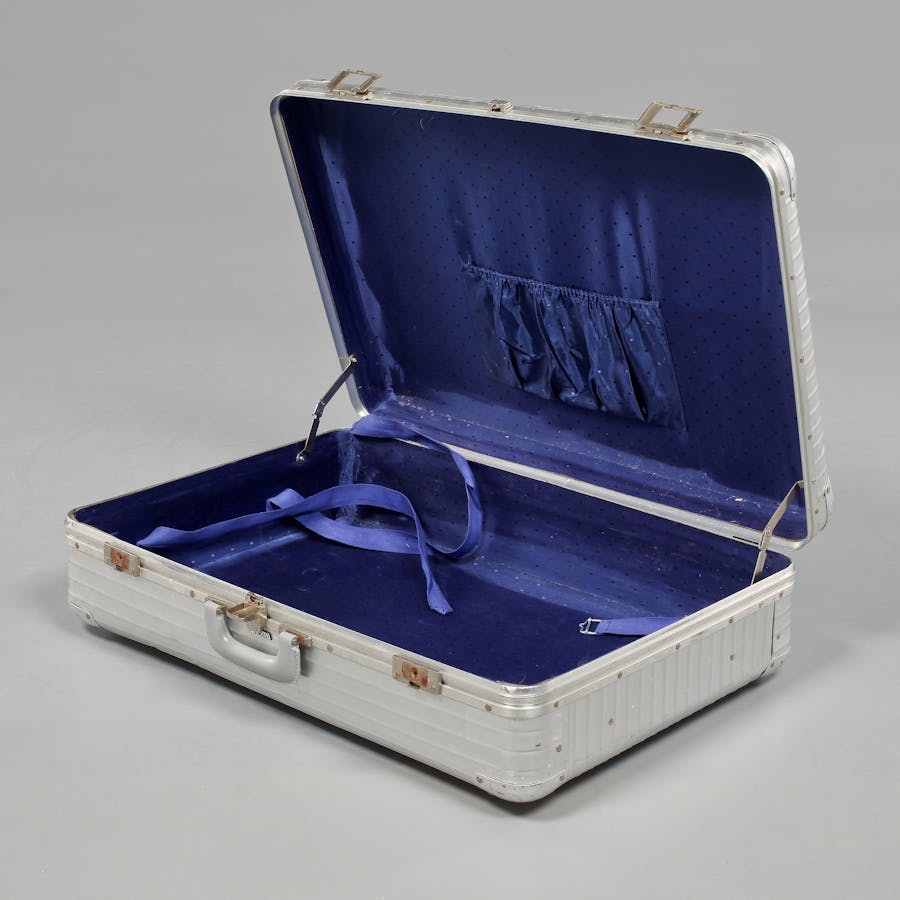 Louis Vuitton - Authentic 1970'S Rare Vintage Louis Vuitton Pullman Suitcase  Large