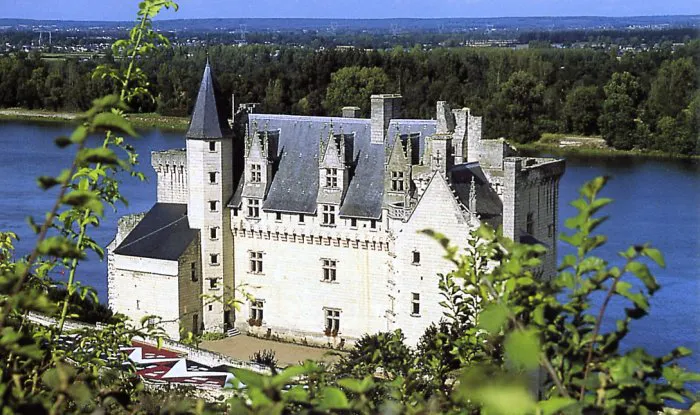 Le Château de Montsoreau sur les bords de la Loire, à Montsoreau Photo via 37-Online.net