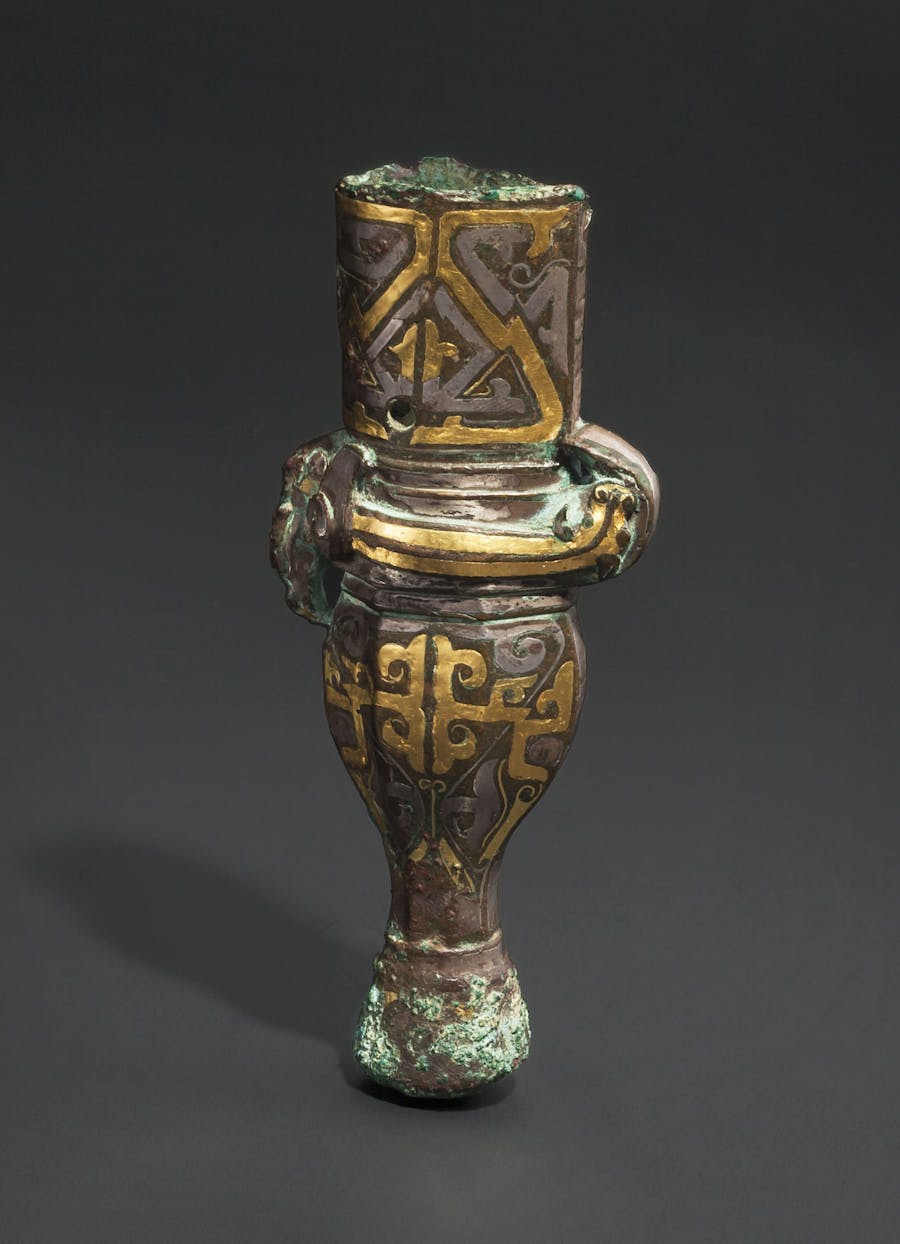 A significant Chinese gilt and silver inlaid bronze ferrule, Warring States period, 4th/3rd B.C.