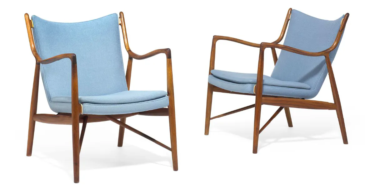 Finn Juhl, ‘FJ 45’ pair of armchairs. Photo © Bruun Rasmussen