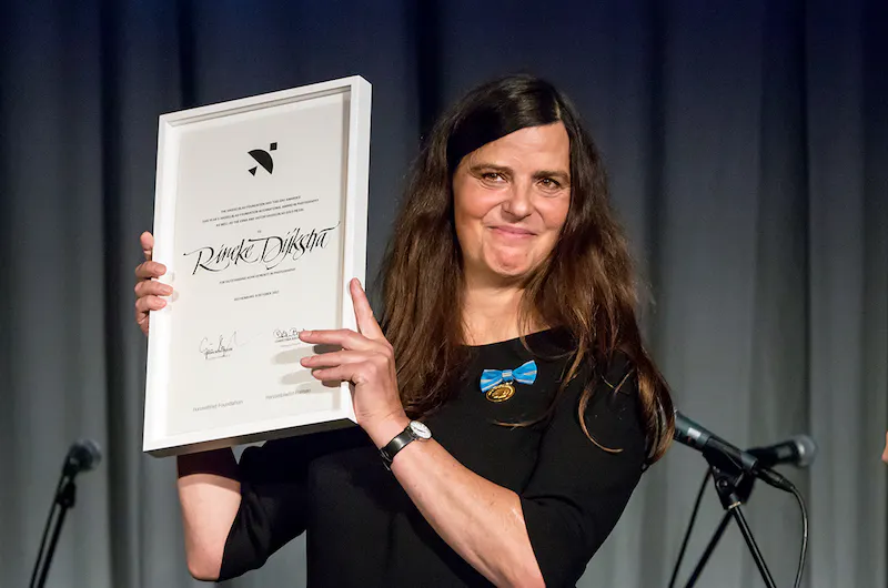 Galakväll när Rineke Dijkstra tog emot fotografins Nobelpris