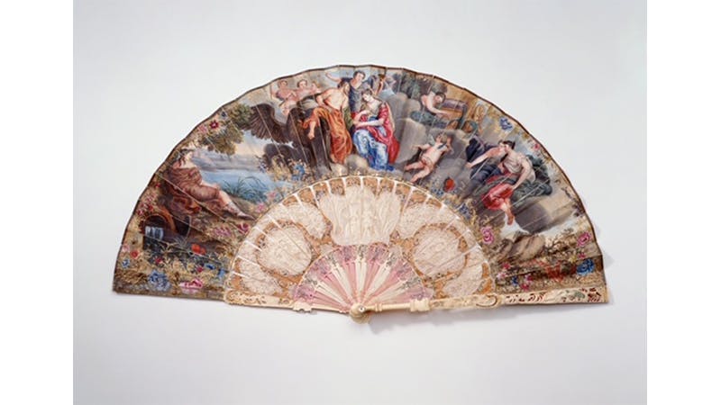 Folding fan, England, c. 1750, ivory and wove paper 'à l'anglaise' with gouache painting. The painting 'Le rencontre à Lyon' from Peter Paul Ruben's Medici cycle from 1625 served as a model. Photo © German Fan Museum. Barisch Foundation