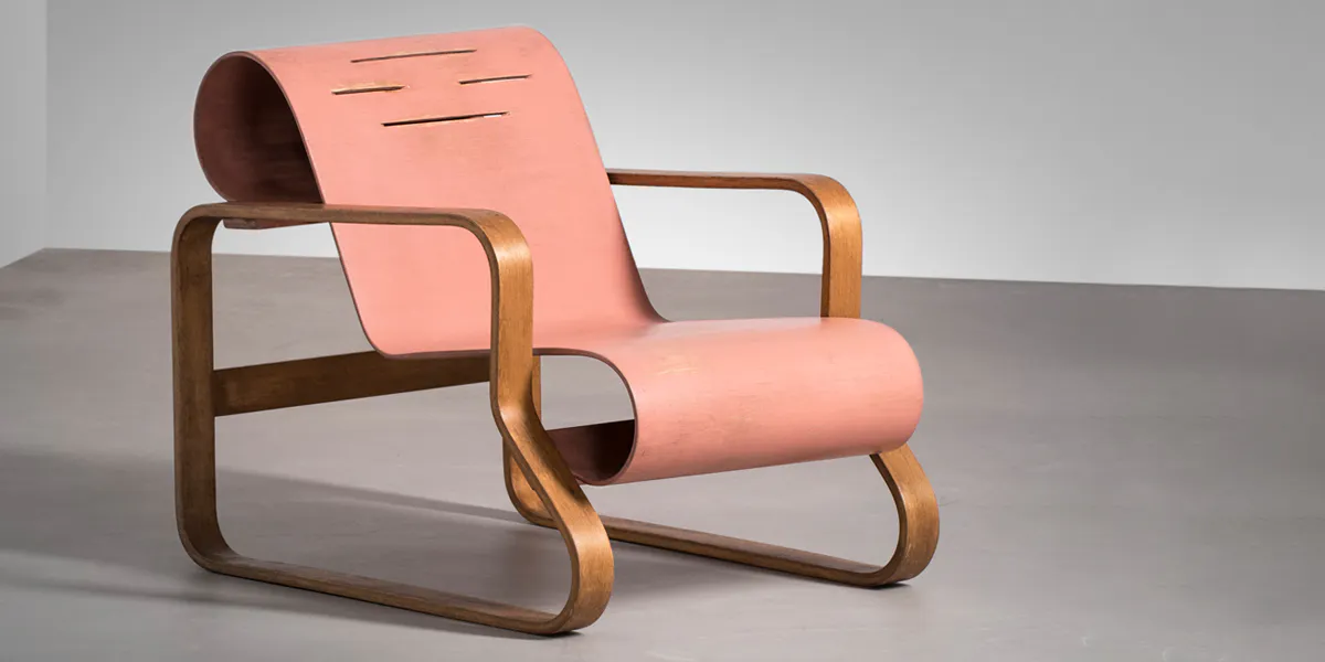 Alvar Aalto, poltrona "Paimio 41", colore originale, circa 1930, foto © Annmaris