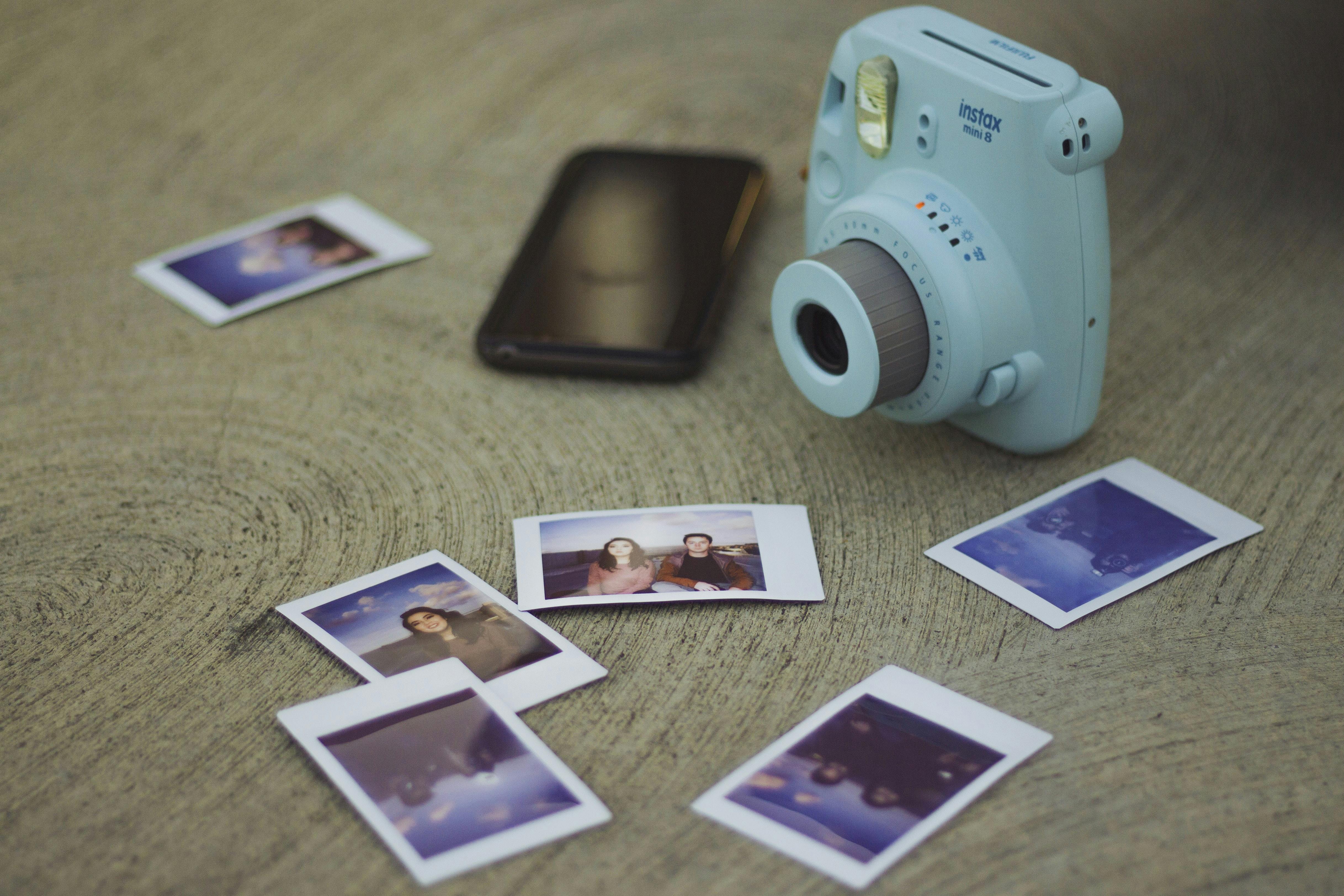 Ritorna la Polaroid ed il fascino vintage del punta e scatta - BibLus