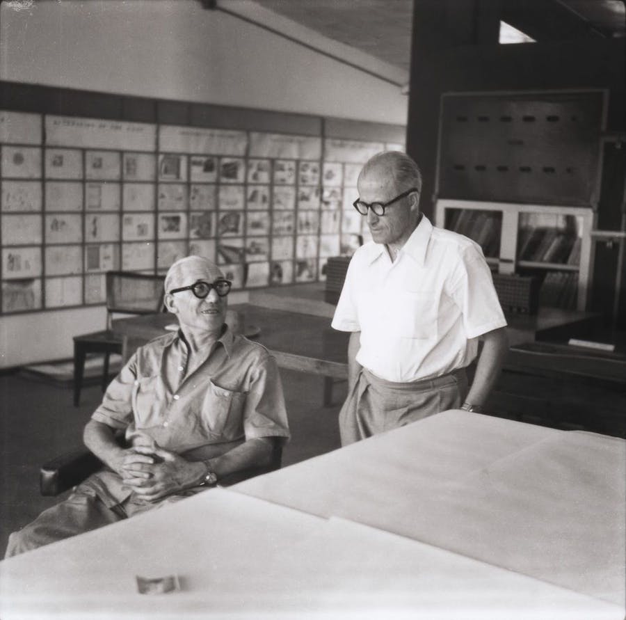 Pierre Jeanneret and Le Corbusier in Chandigarh, between 1950 and 1957. Photo public domain