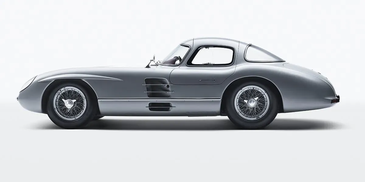 Mercedes-Benz 300 SLR « Uhlenhaut-Coupé », construite en 1955. Photo © RM Sotheby's (détail)
