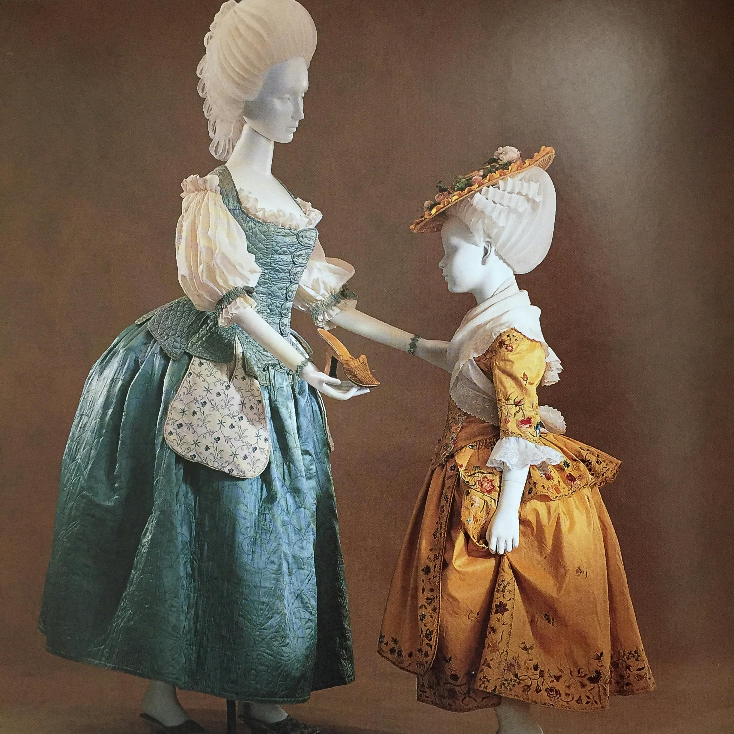 Väska som fästs på klänningen, 1700-tal. Foto: Kyoto Costume Institute