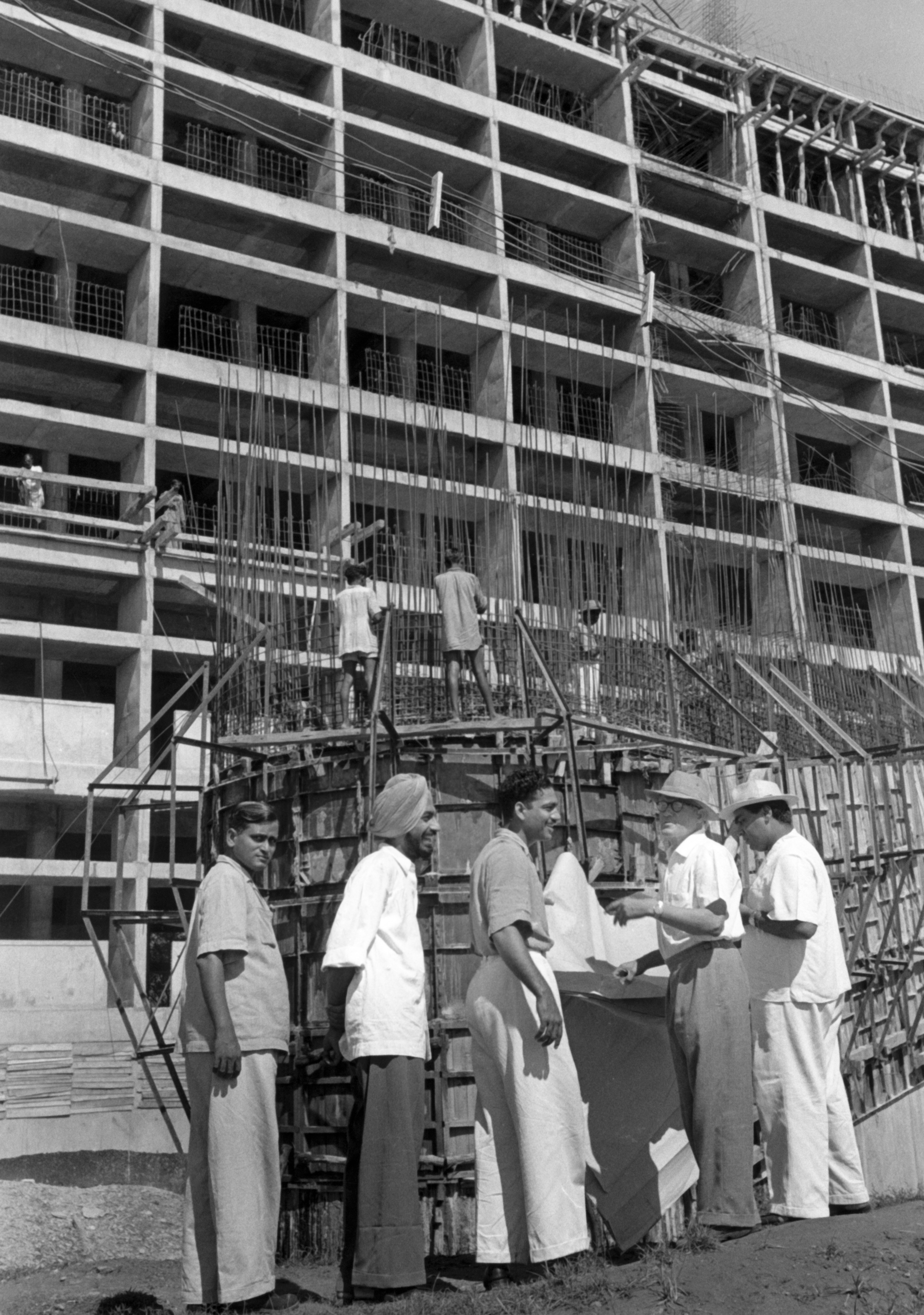 Le Corbusier, Pierre Jeanneret and the Silver City