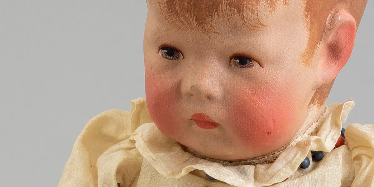Käthe Kruse, bambola, anni '30-'40, 43 cm, Germania. Foto © Bukowskis (dettaglio) 