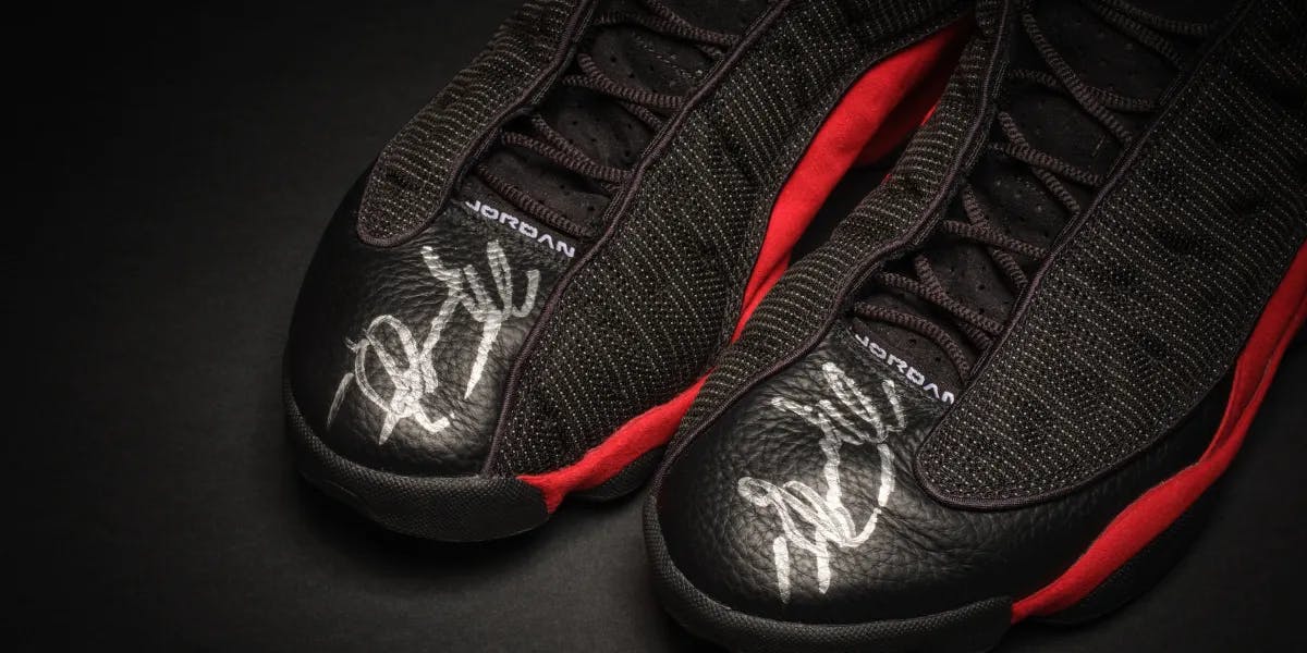 Basket nike les discount plus cher au monde