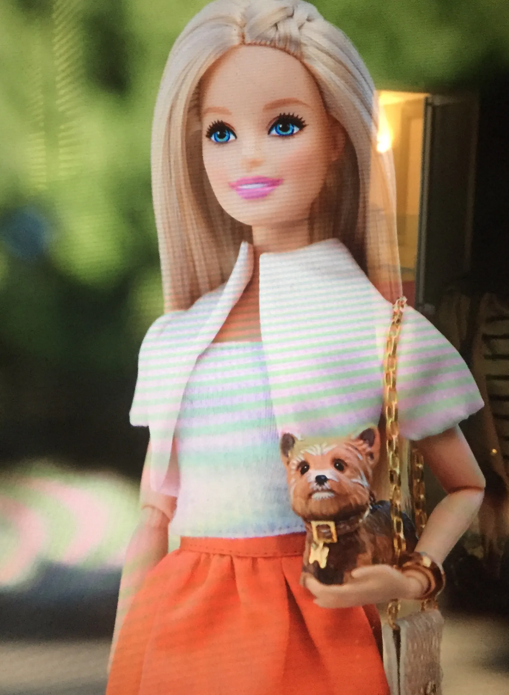 Barbie på besök i Paris