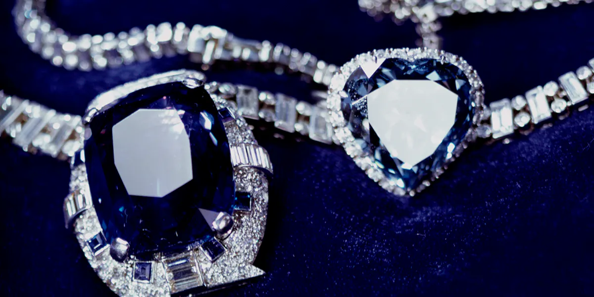 Cartier Bismark necklace and Empress Eugenie's (1826-1920) ring (diamond, sapphire & platinum) (Photo by Art Images via Getty Images)