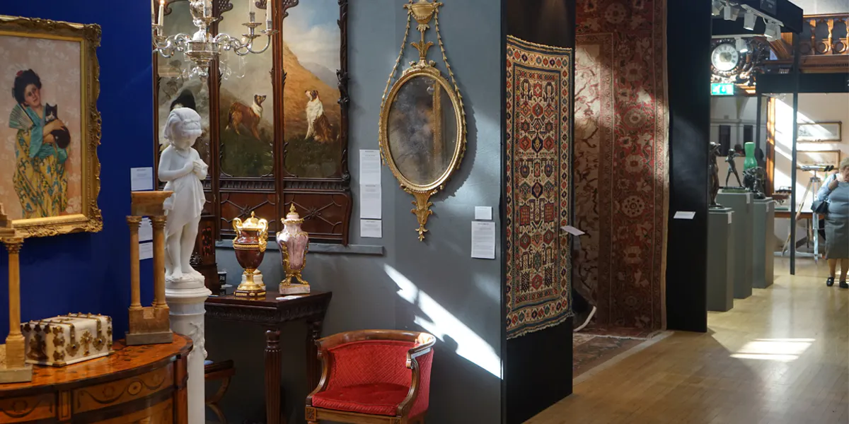 Photo © Chelsea Antiques & Fine Art Fair