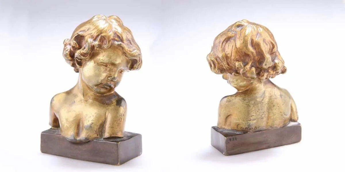 D'après Jean-Marie Camus, Buste d’enfant en bronze doré, image © Elstob et Elstob
