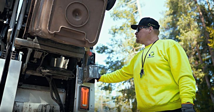 Case Urbaser: Rekrytoiva oppisopimuskoulutus ratkaisuna kuljettajavajeeseen
