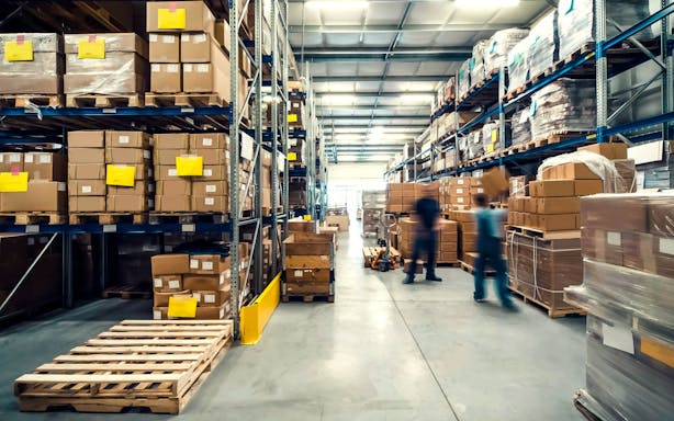 Maksatko liikaa logistiikasta? Poimi vinkkimme kustannusten hallintaan