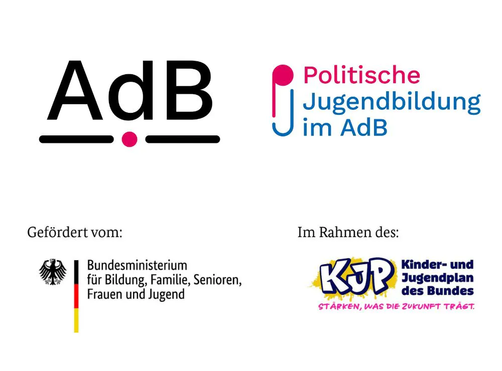 Hier sind die Logos des Bundesfamilienministeriums und des AdB