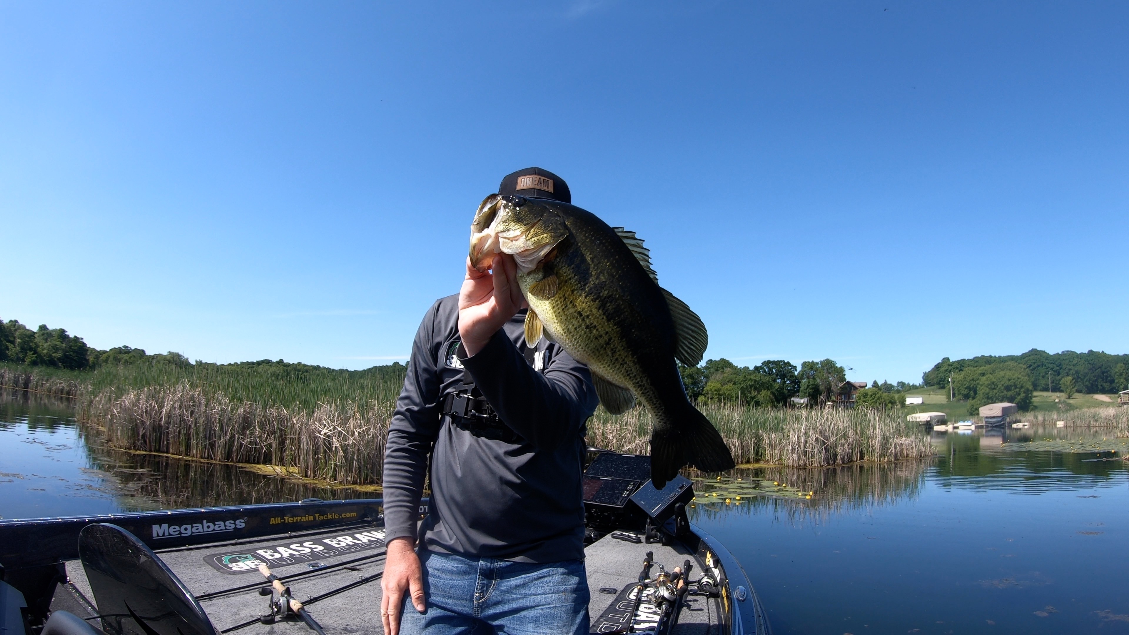 Fishing Cattails and Undercuts Using Big Stickbaits