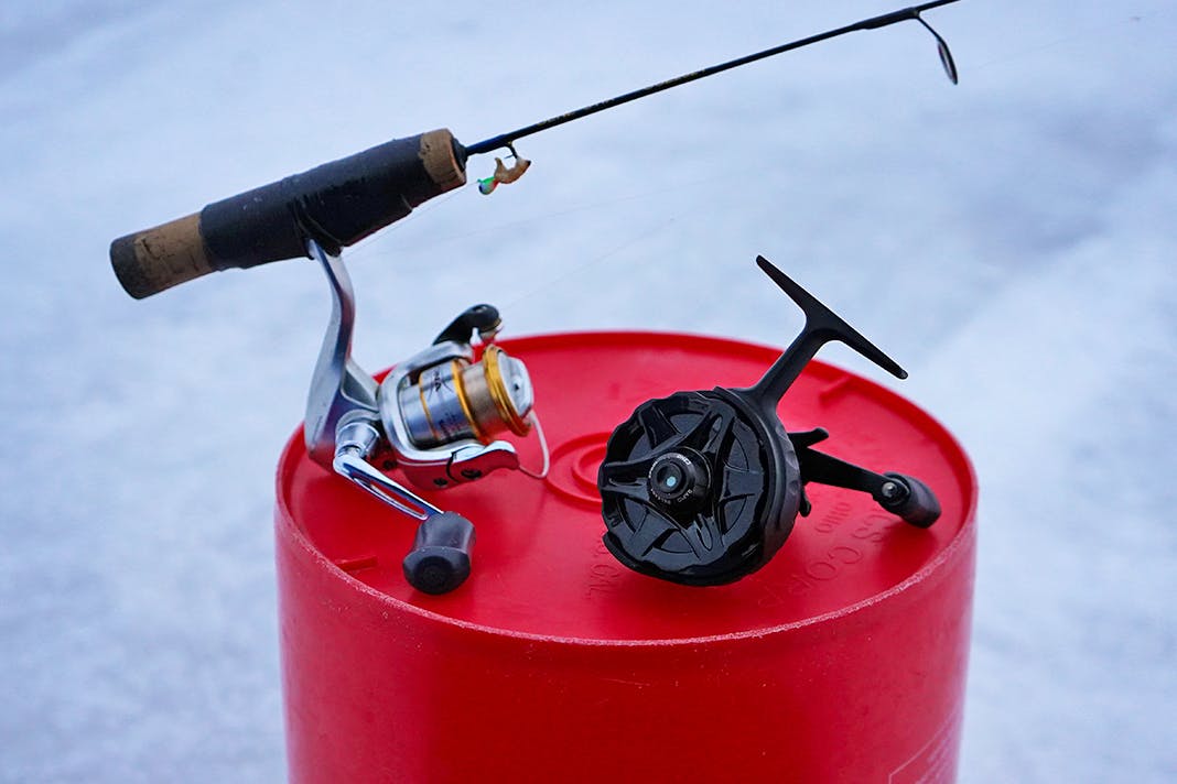13 Fishing Descent Inline Ice Fishing Reel-Right Hand Reel