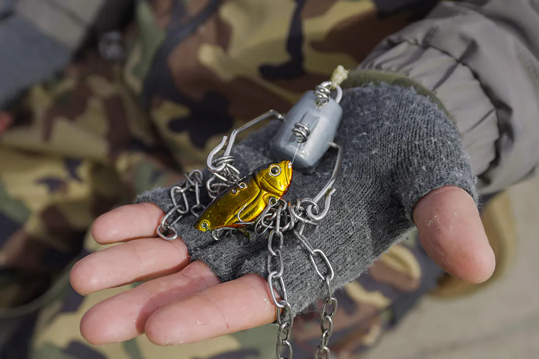 How to Use a Lure Retriever | Bass Utopia