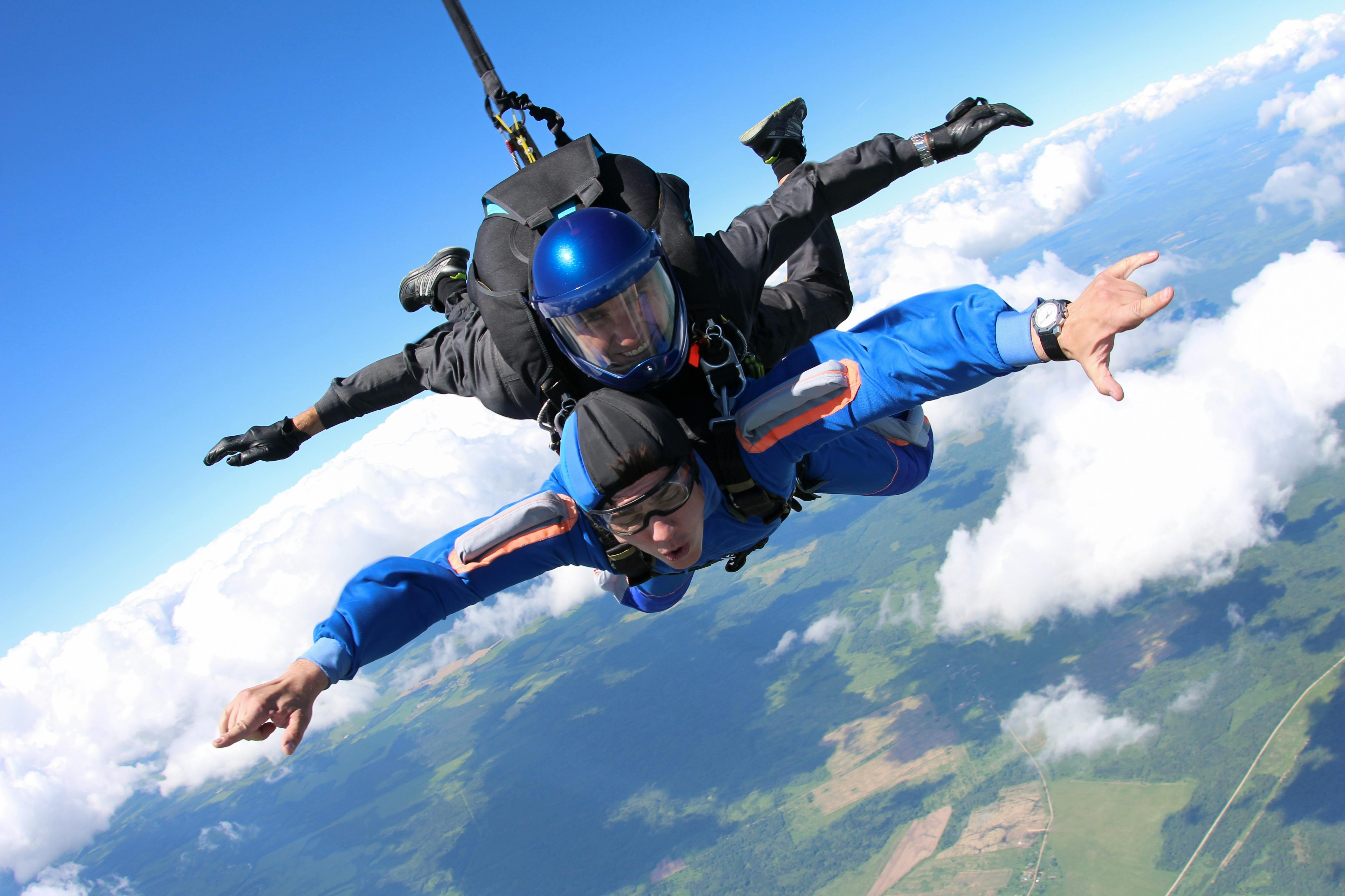 L'expérience insolite d'un saut en parachute