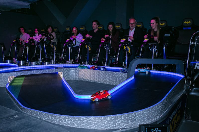 Bar à jeux immersive : découvrez notre course de voitures