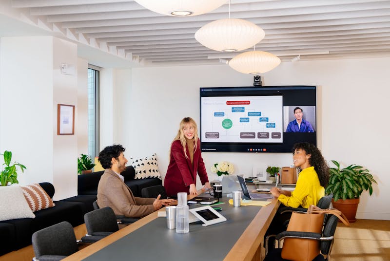 Réunion entre collègues pour la cohésion