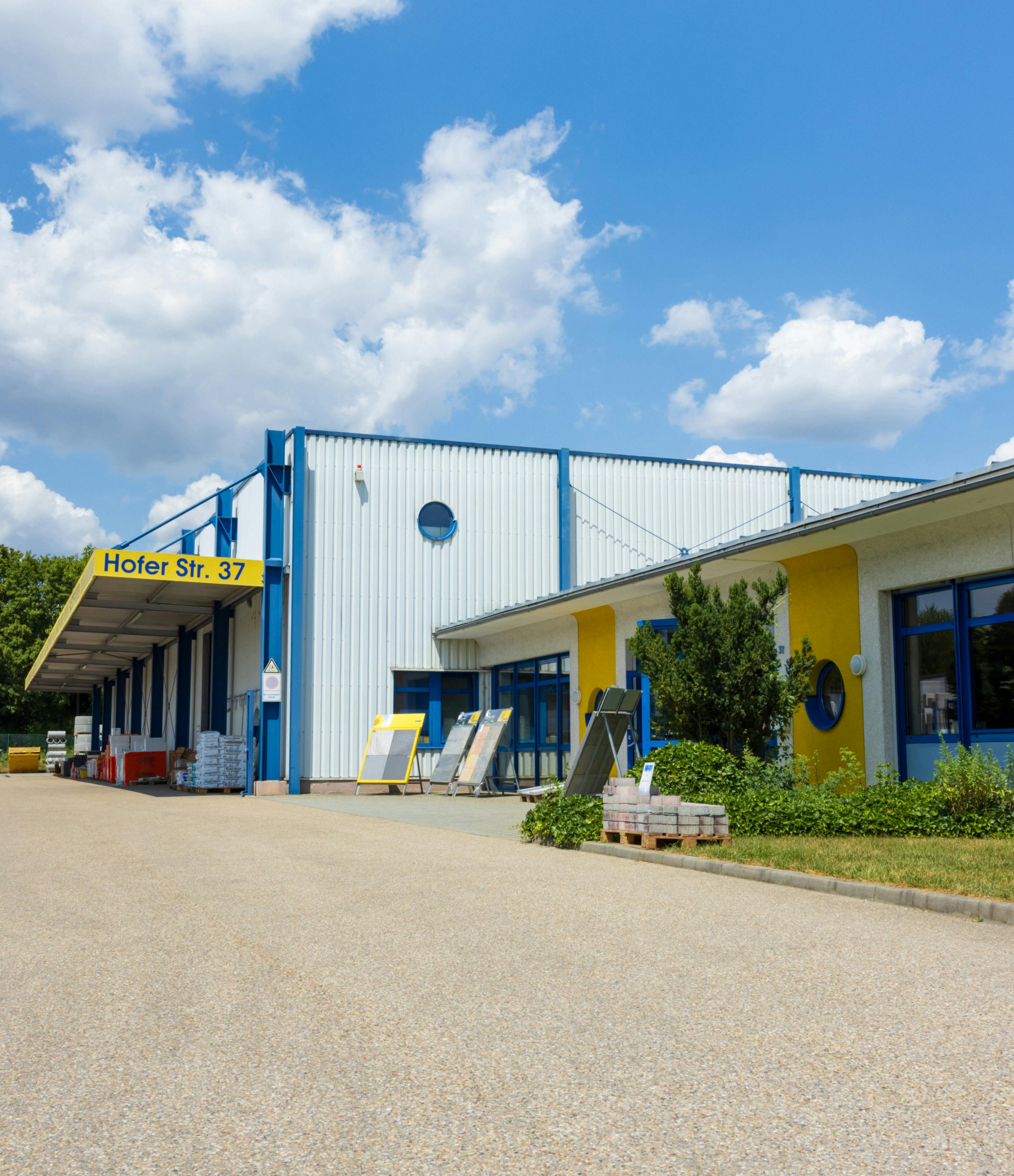 Anfahrt zum Firmengebäude