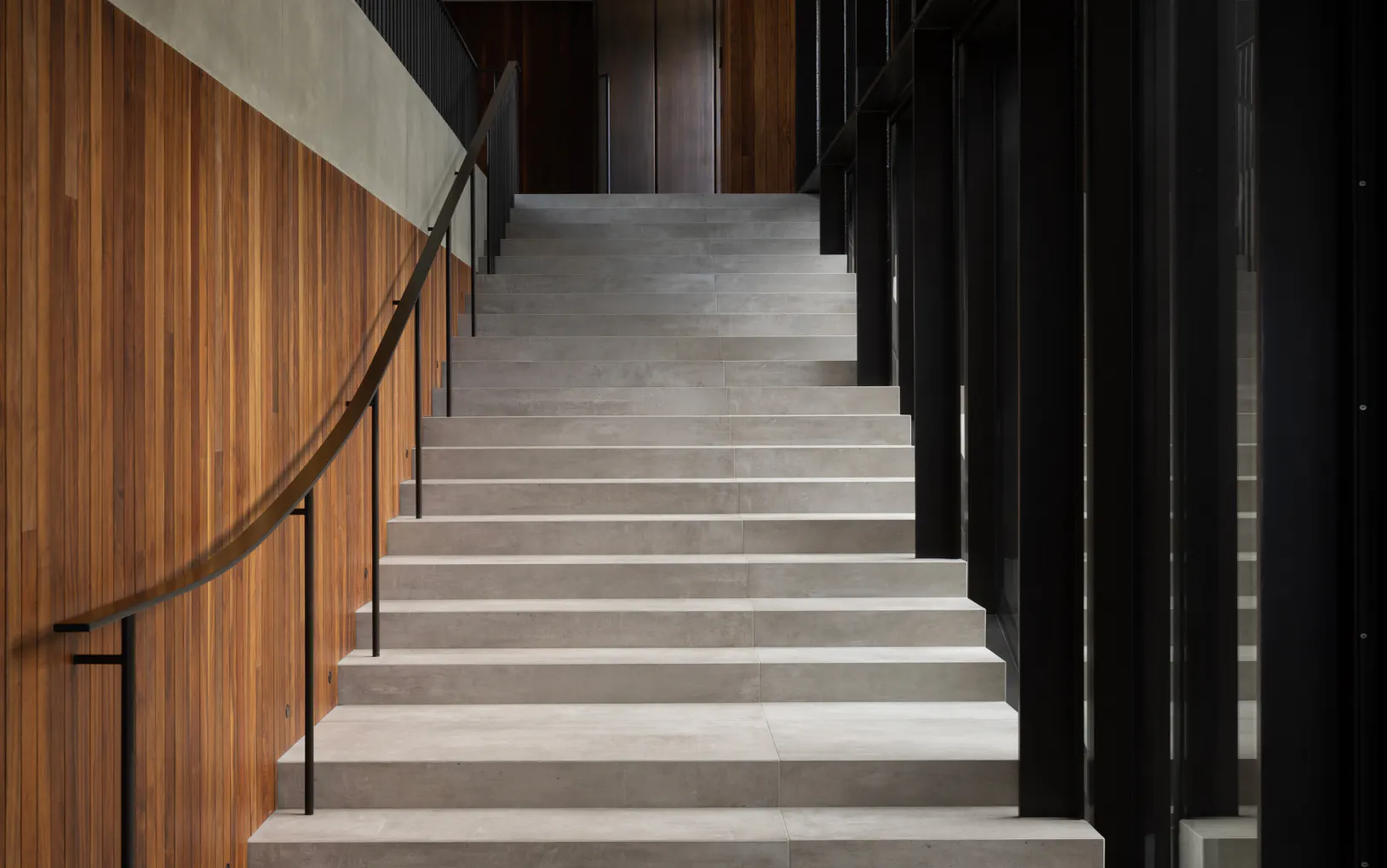 https://images.prismic.io/bct-website/3beb8ddf-f486-419e-9777-0f6a468b8645_BCT_Mairangi_Bay_House26.jpg?auto=compress,format