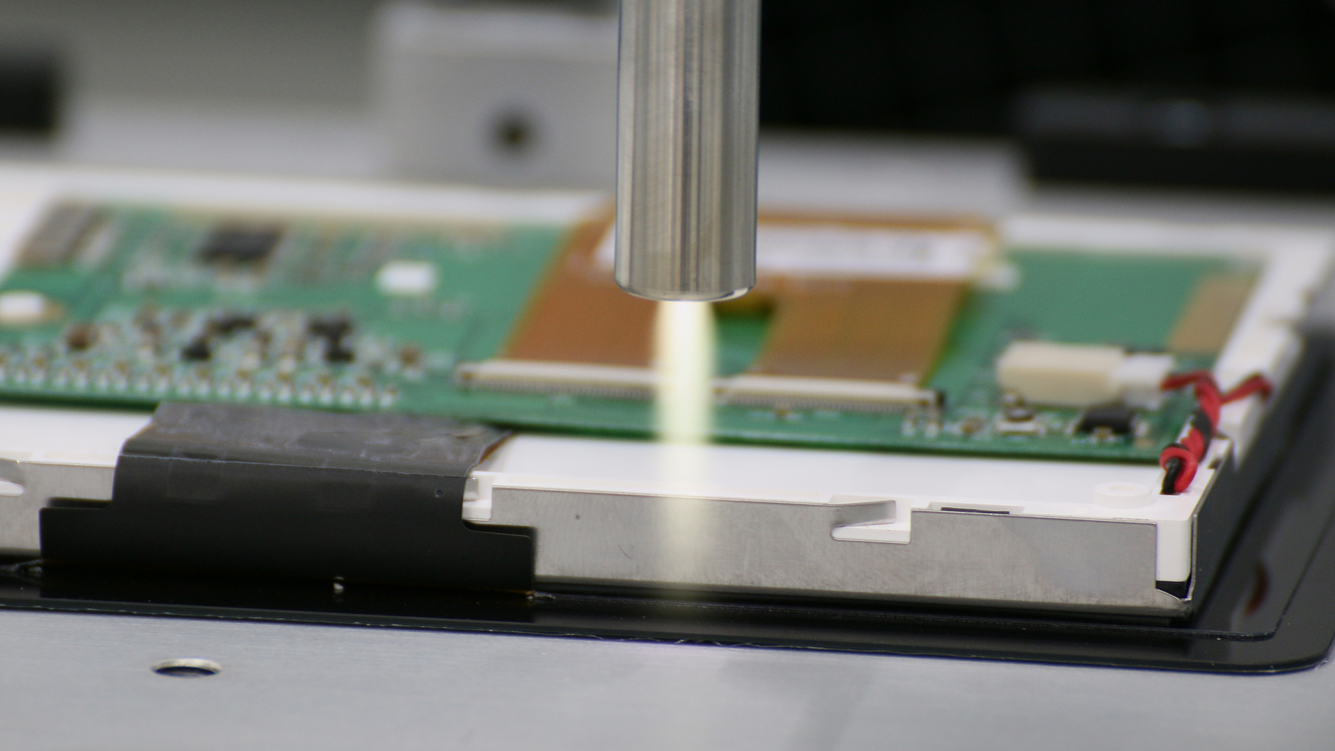 Surface pretreatment before potting, sealing, bonding with plasma