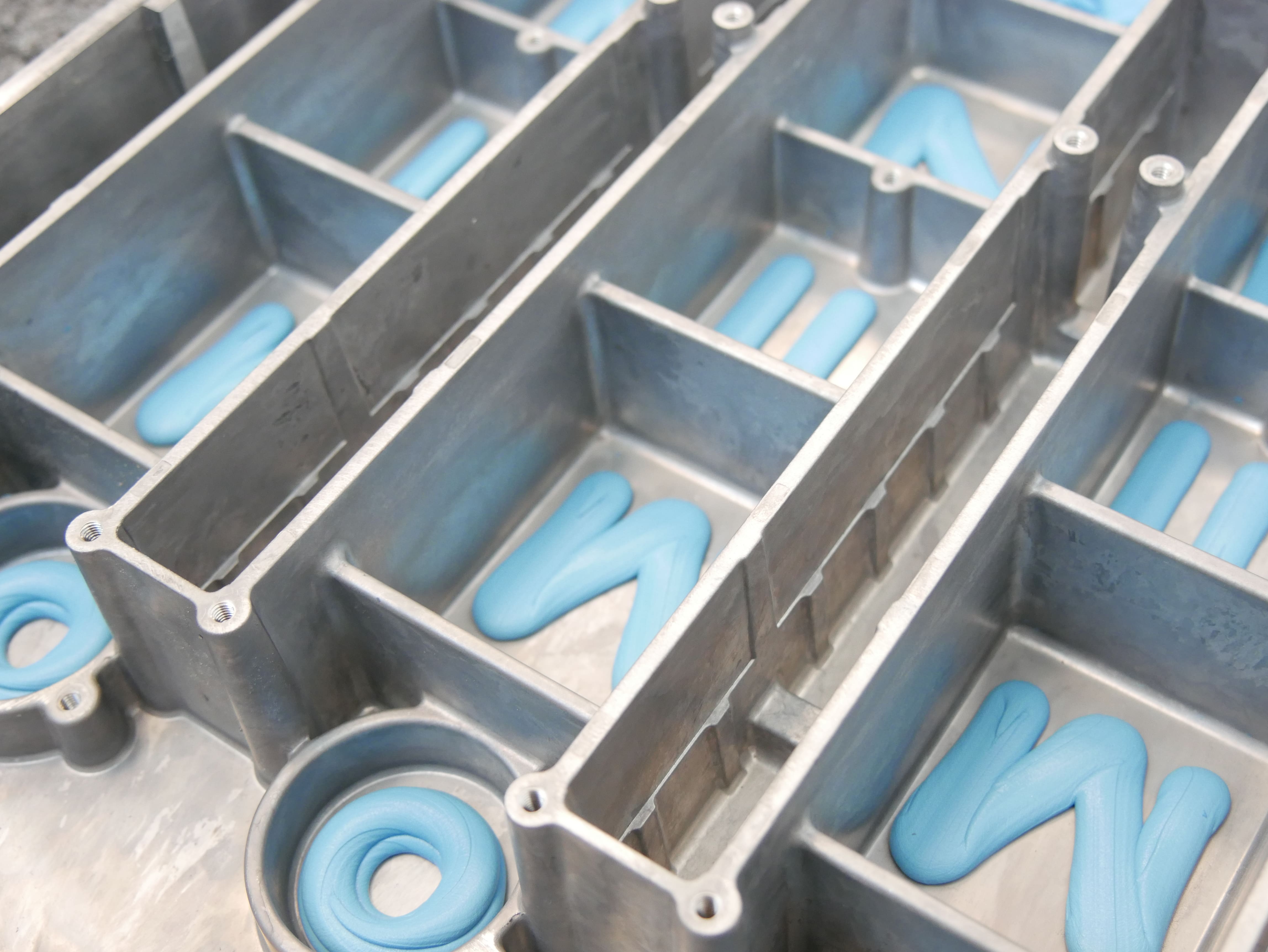 Auftrag von wärmeleitfähigen Materialien