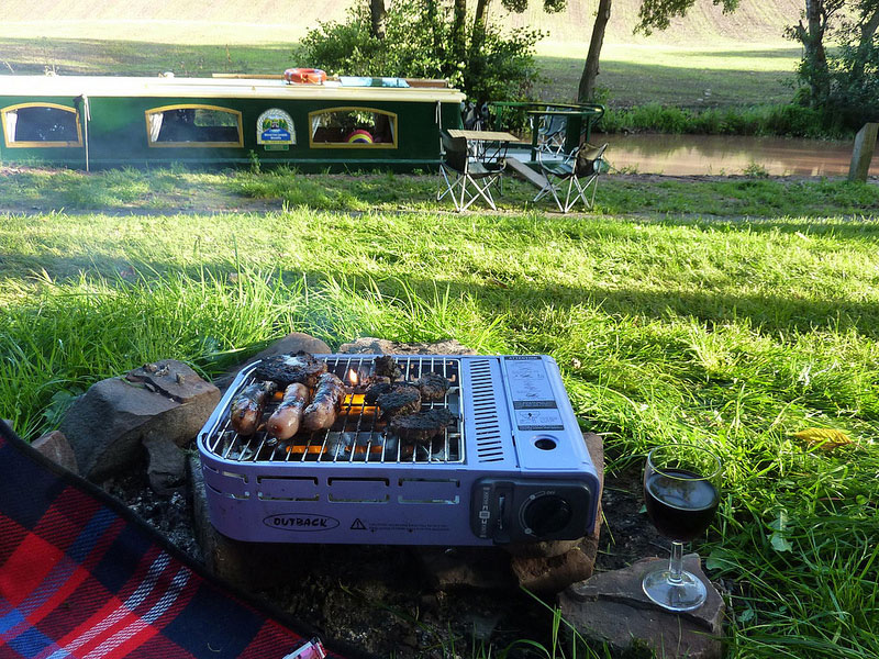 barbecue canalside of a beacon park boat on the mon and brec