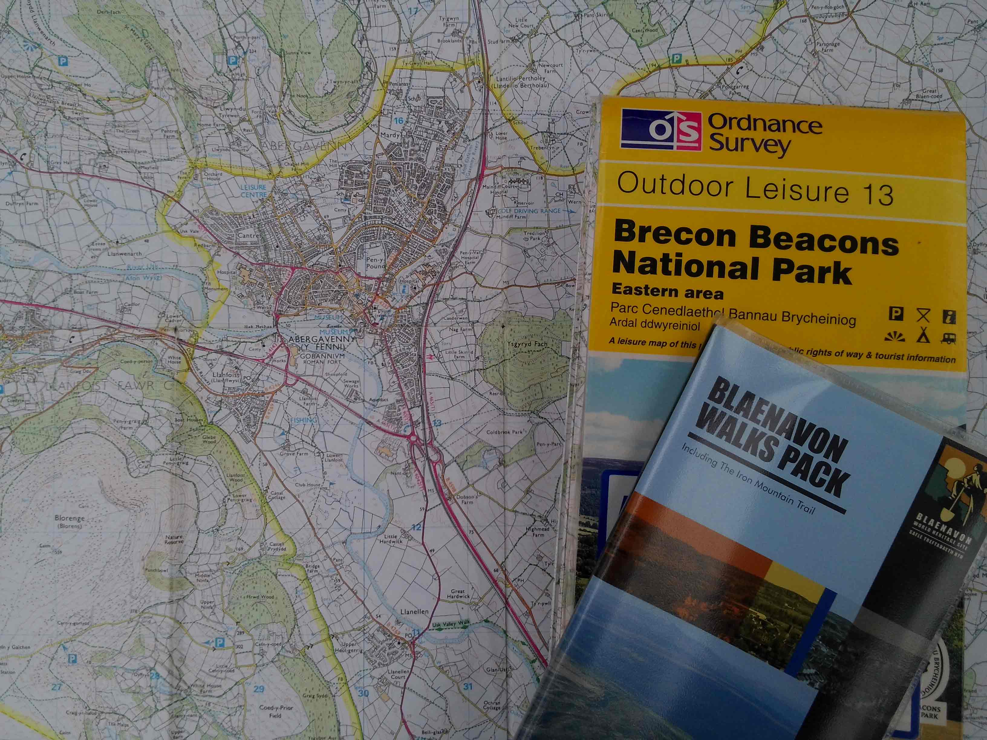 map and walk guide for brecon beacons national park 