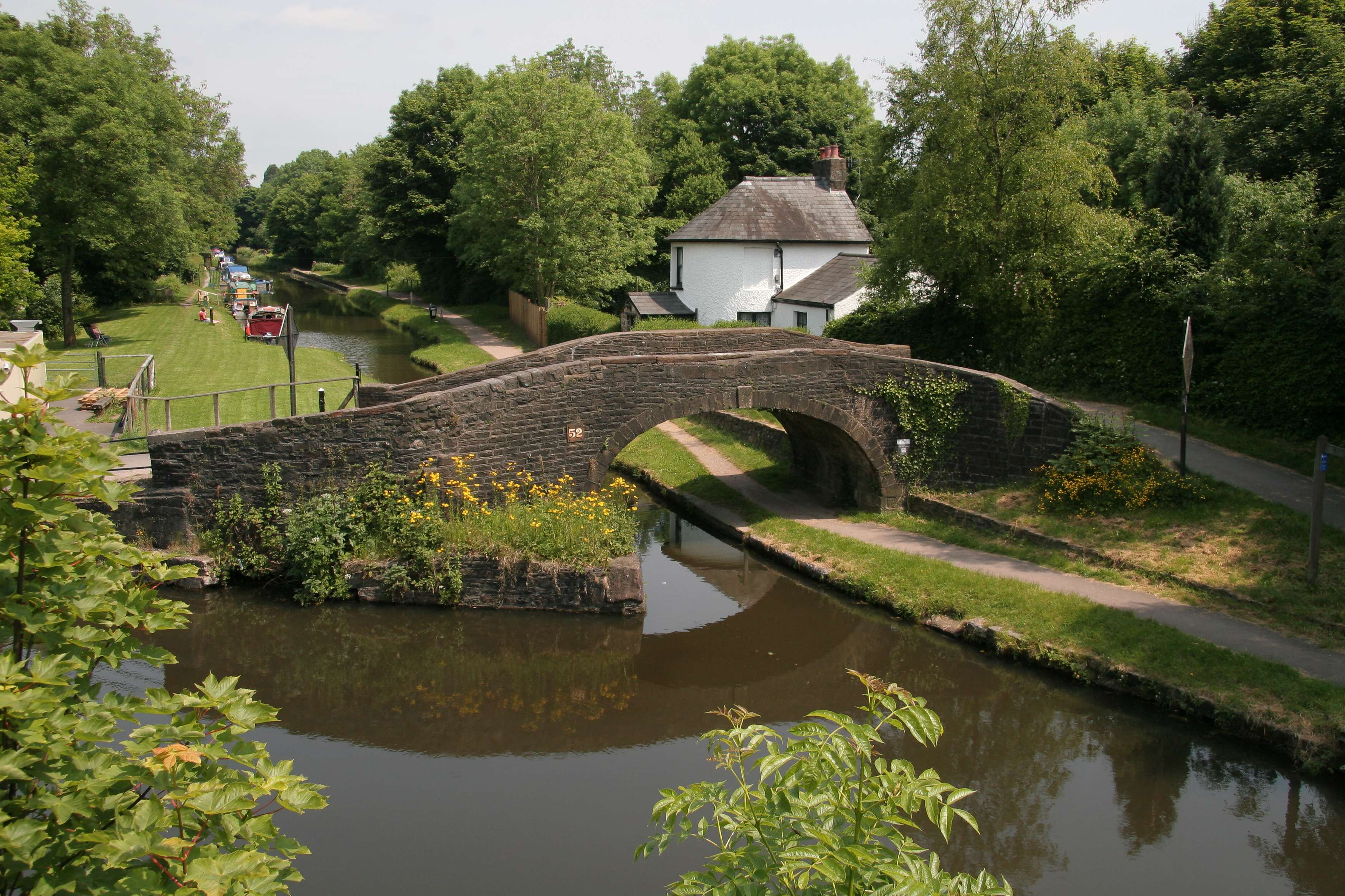 Pontymoile Basin, where the Canalathon begins