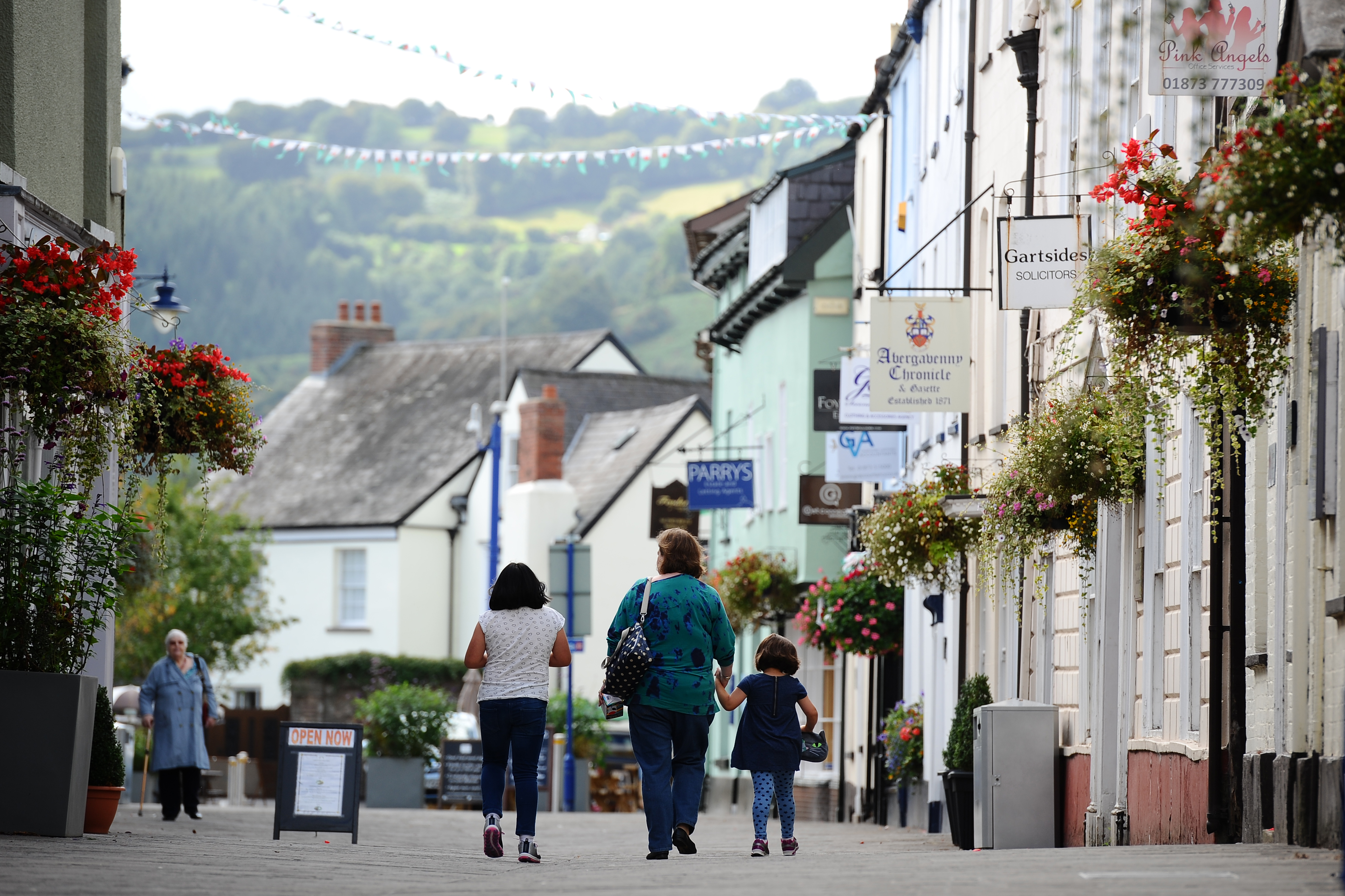 street in abergavenny