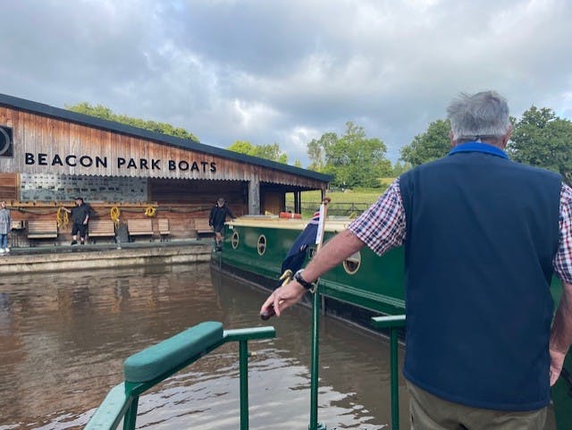 guest on a beacon park boat at llangattock wharf