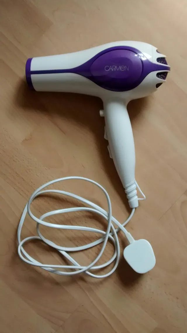 hairdryer