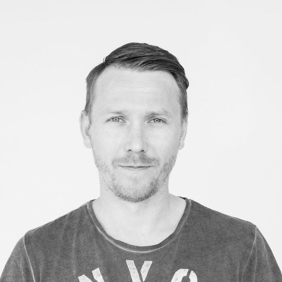 Lazy editor's image description