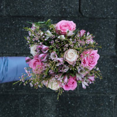 Roses, Alstroemeria, and Waxflower | Bear's Blooms